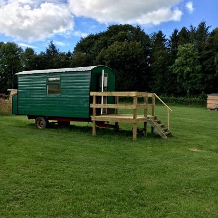 Westcote Glamping Shepherd's Hut